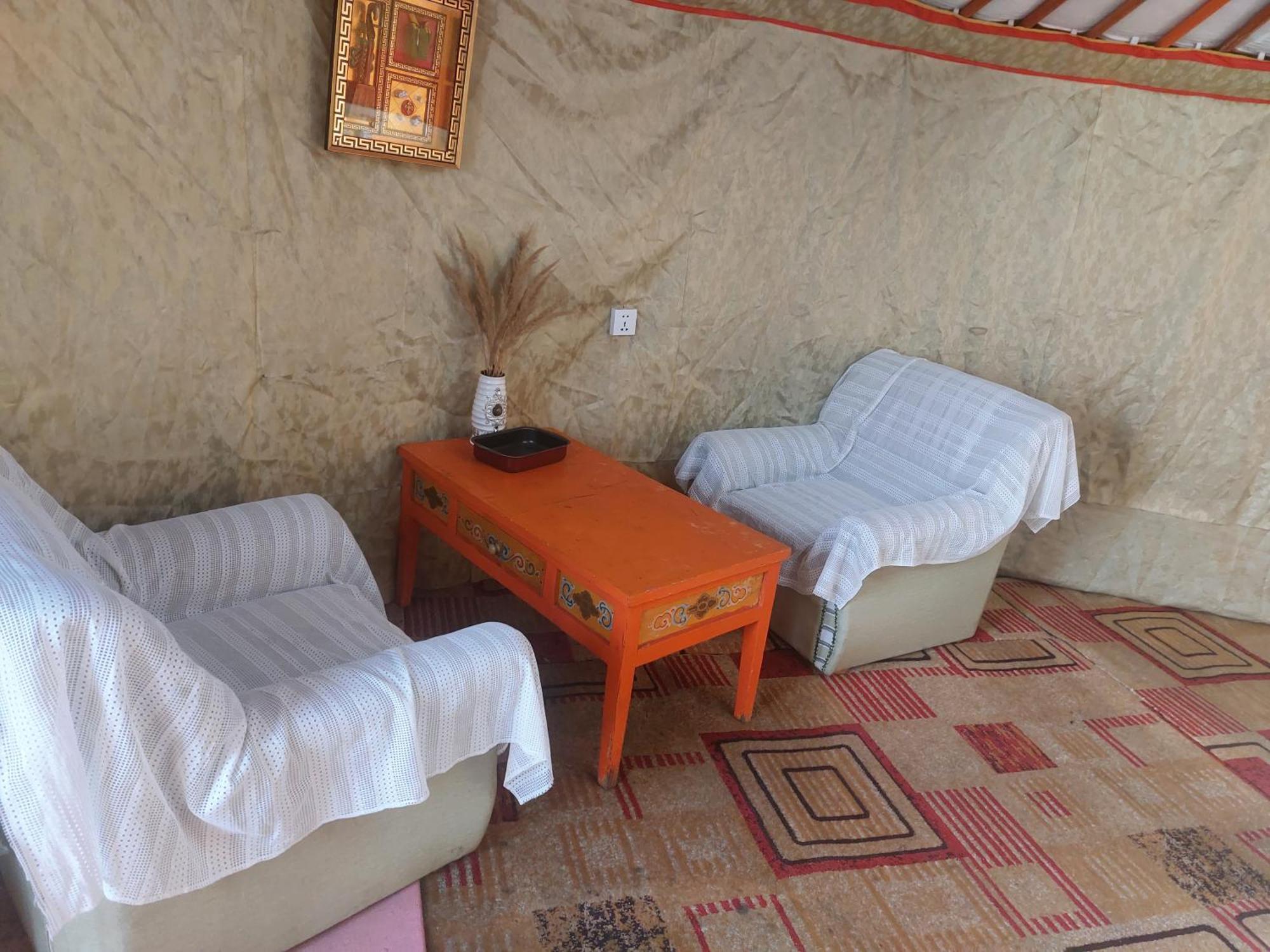 Gana'S Guest House And Tours Ουλάν Μπατόρ Εξωτερικό φωτογραφία