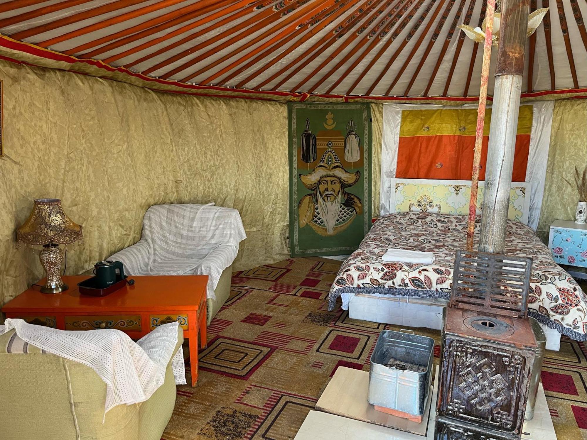 Gana'S Guest House And Tours Ουλάν Μπατόρ Εξωτερικό φωτογραφία